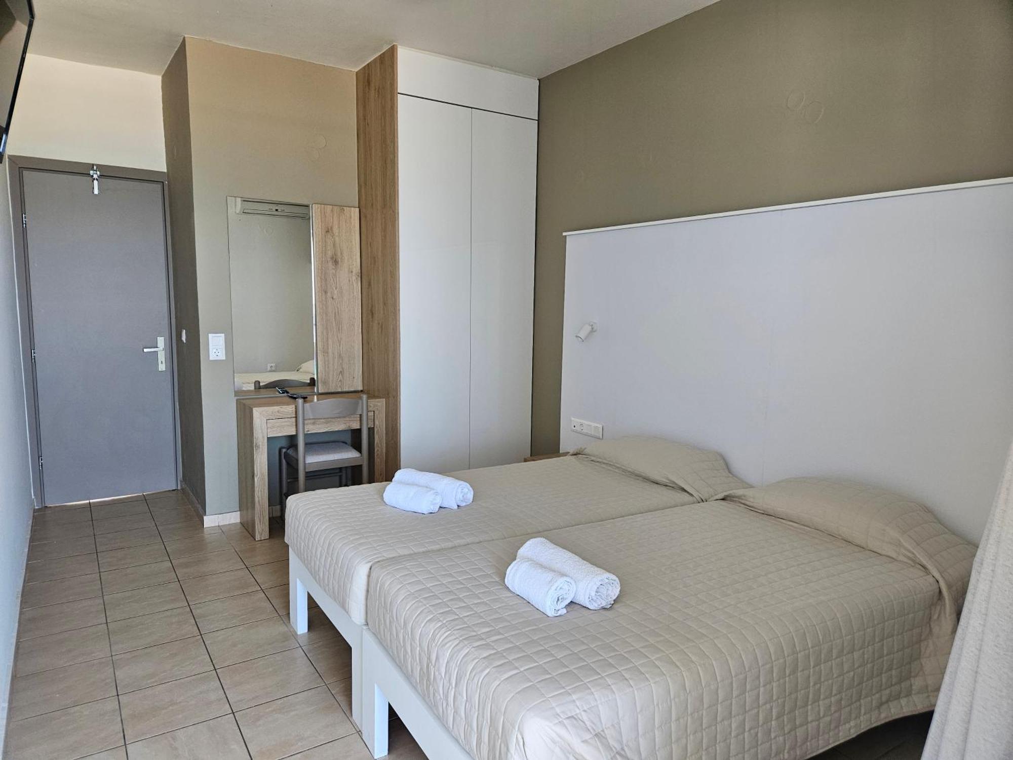 Blue Sky Hotel Apartments Ρέθυμνο Δωμάτιο φωτογραφία